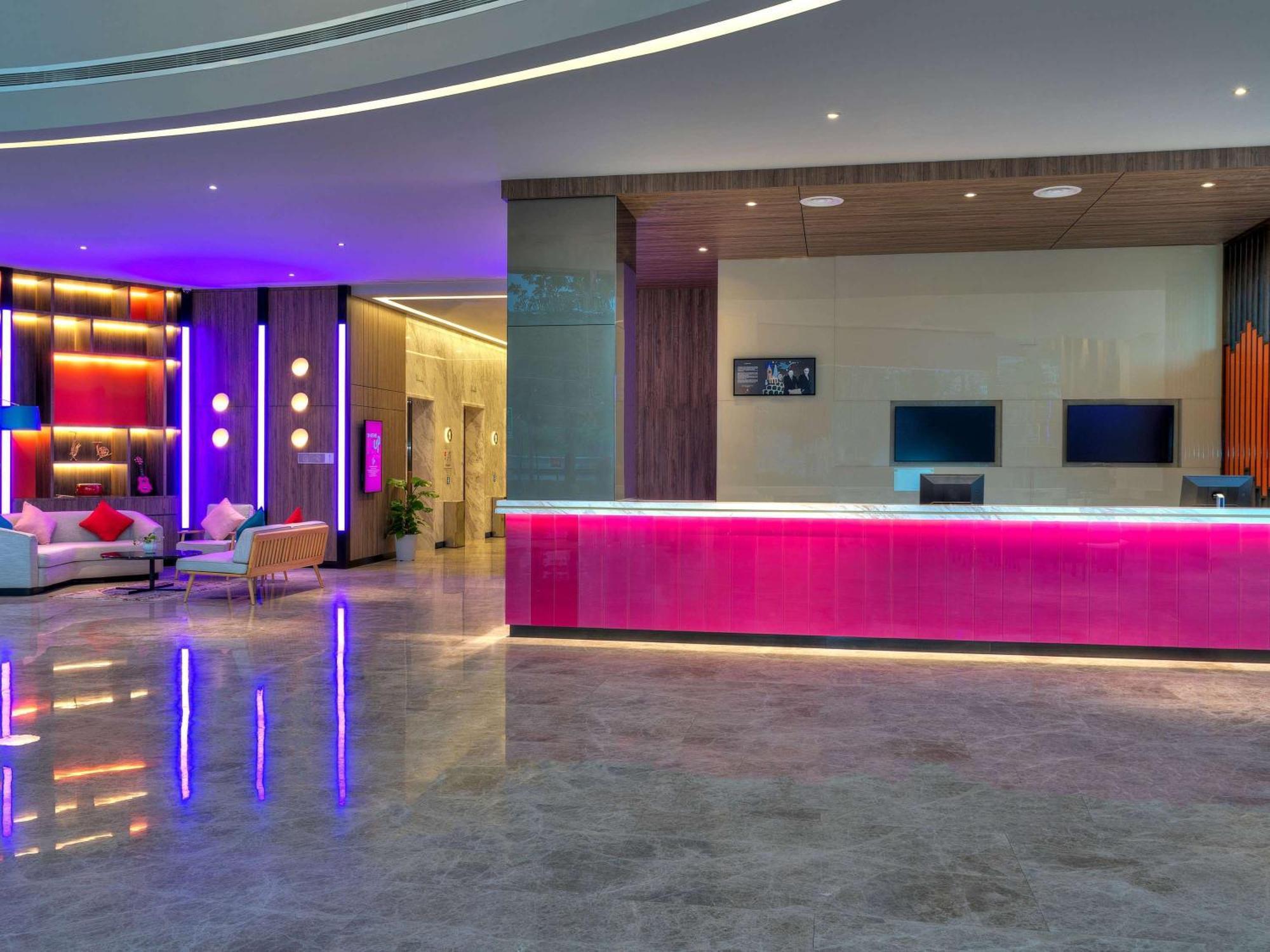 Отель Ibis Pjcc Петалинг-Джая Экстерьер фото