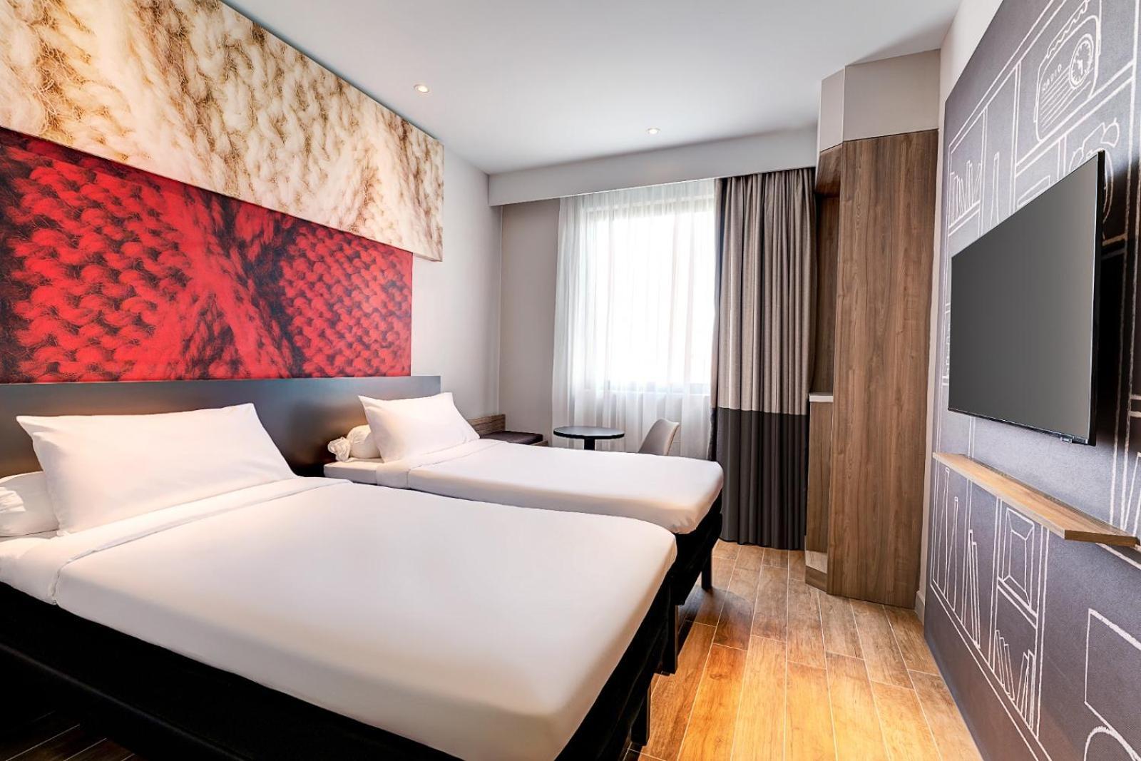 Отель Ibis Pjcc Петалинг-Джая Экстерьер фото